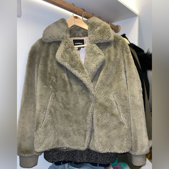 Express Faux Fur Green Jacket - Picture 2 of 4